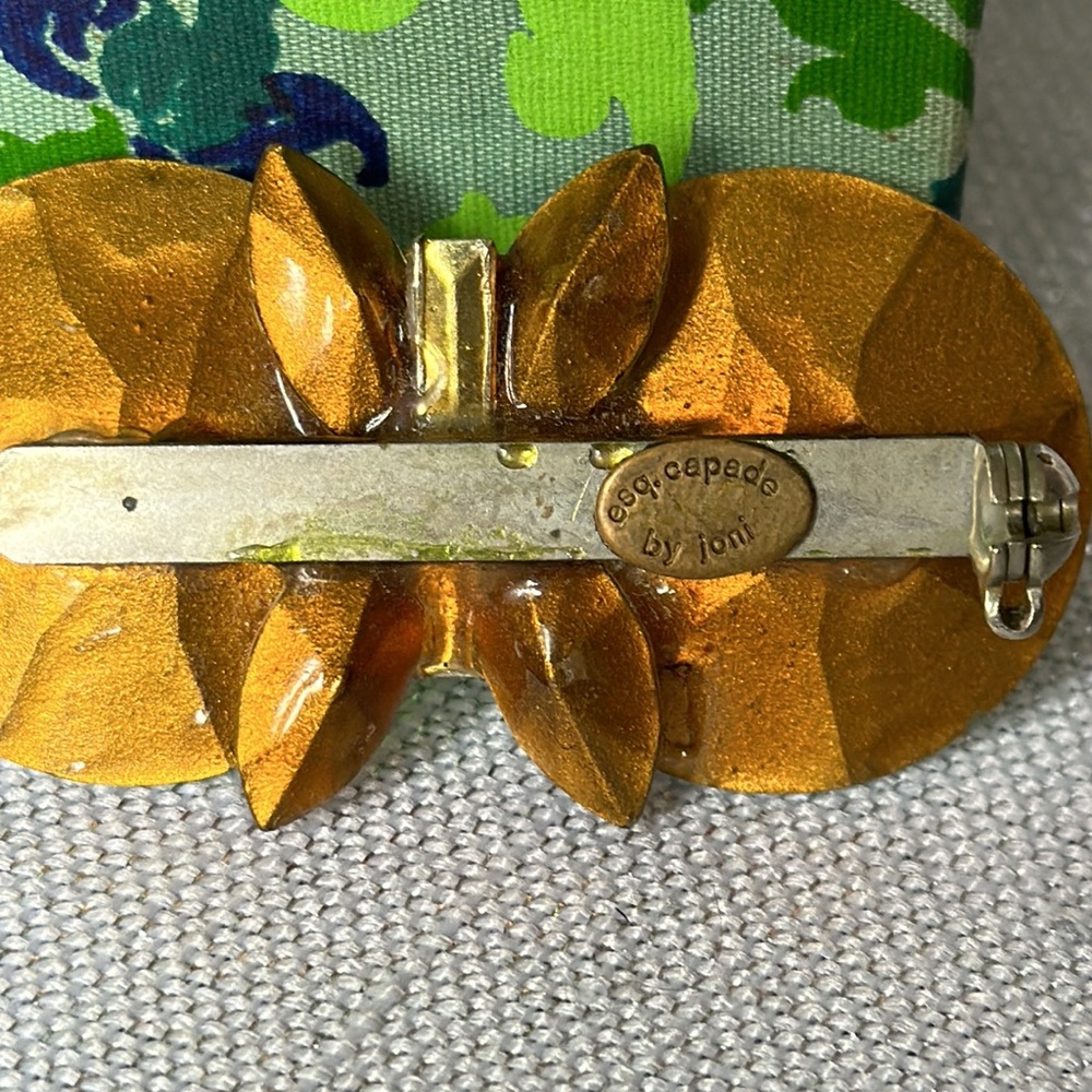 Vintage crystal butterfly pin. Signed joni - Picture 5 of 8